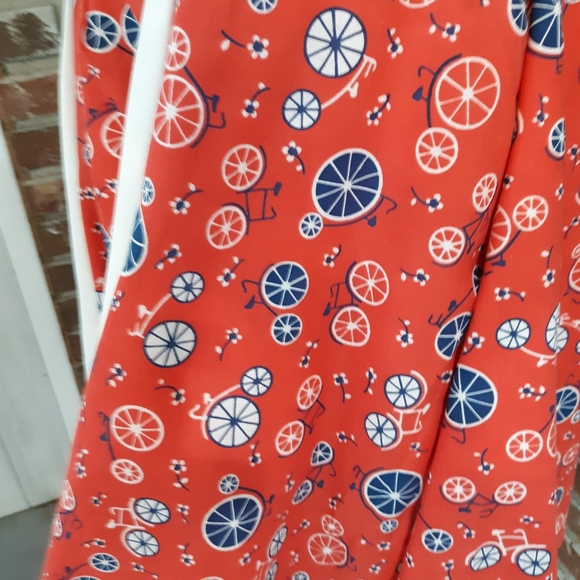 Handmade vintage inspired circle skirt with pockes - Picture 4 of 4